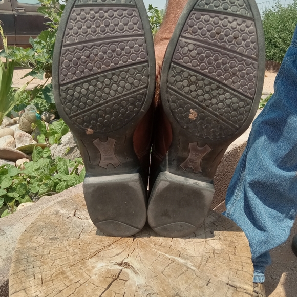 Ariat Boots style 10001988(32525) 4500115279 size 10.5D - Picture 9 of 10